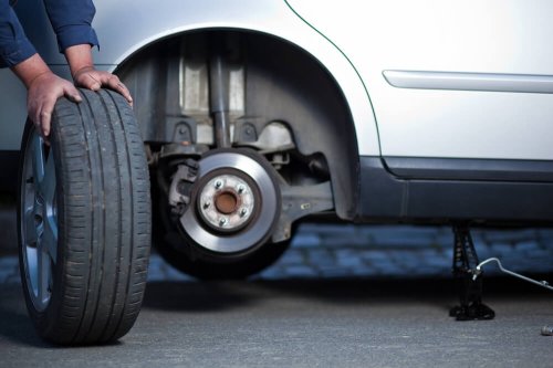 Rodízio de pneu de carro: porque e como fazer?